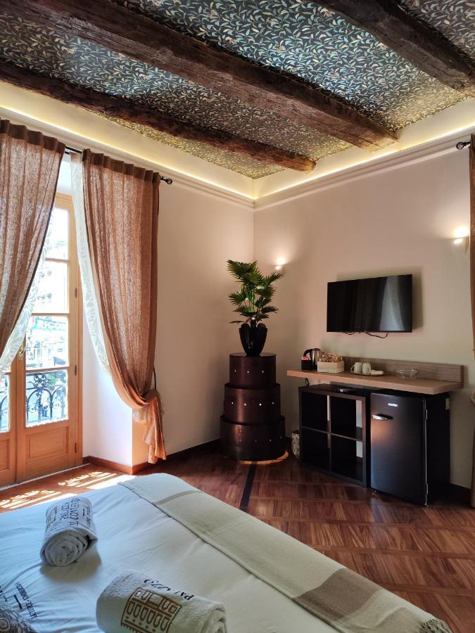 Palazzo Il Convento Luxury Umberto I Bed & Breakfast Napoli Ngoại thất bức ảnh