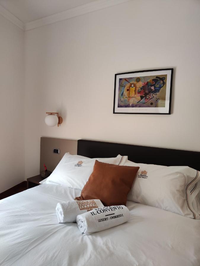 Palazzo Il Convento Luxury Umberto I Bed & Breakfast Napoli Ngoại thất bức ảnh